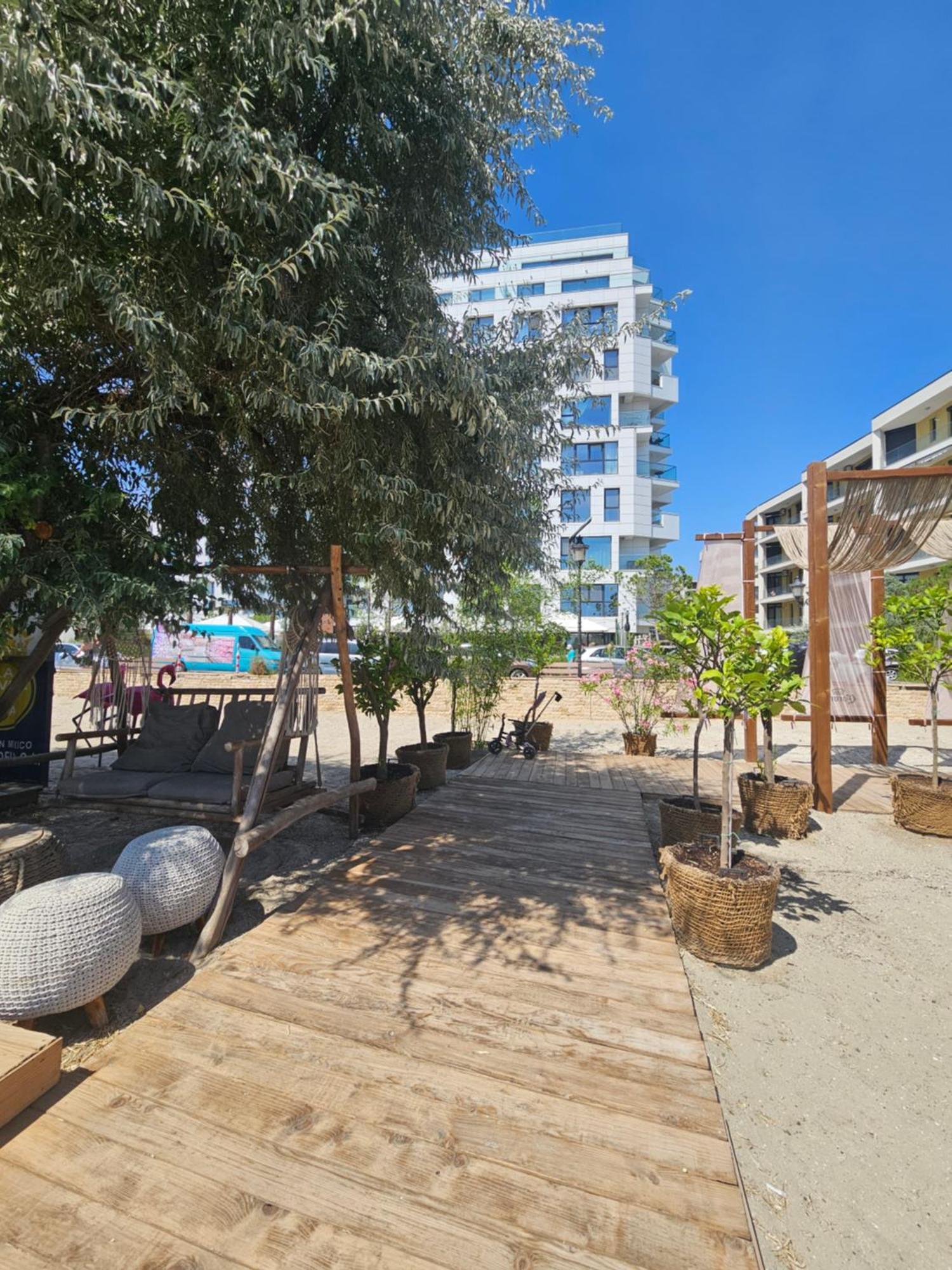 Zorba The Greek Apartment - Vedere La Mare Năvodari Екстериор снимка